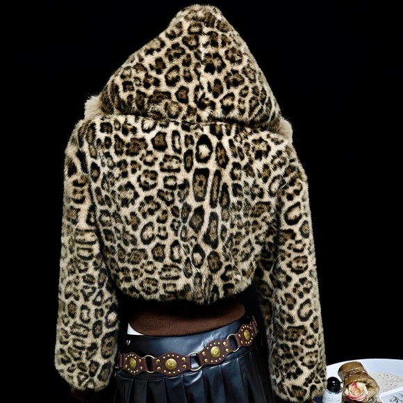 Hello Gorgeous! Leopard Faux Fur Hooded Outerwear - Brown - Picture 5 of 8